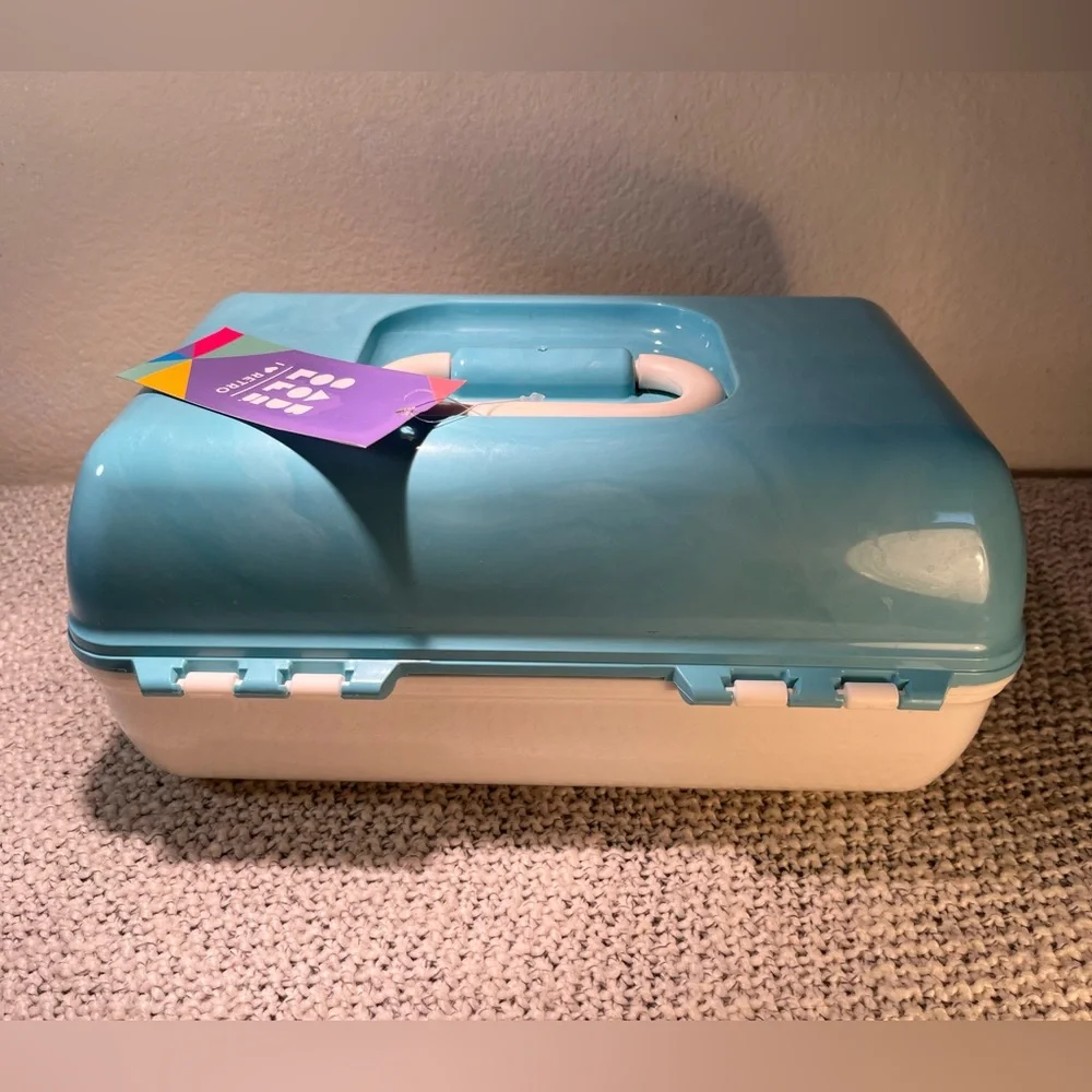 Caboodles “On the Go Girl” Portable Makeup Storage with Mirror Blue and White